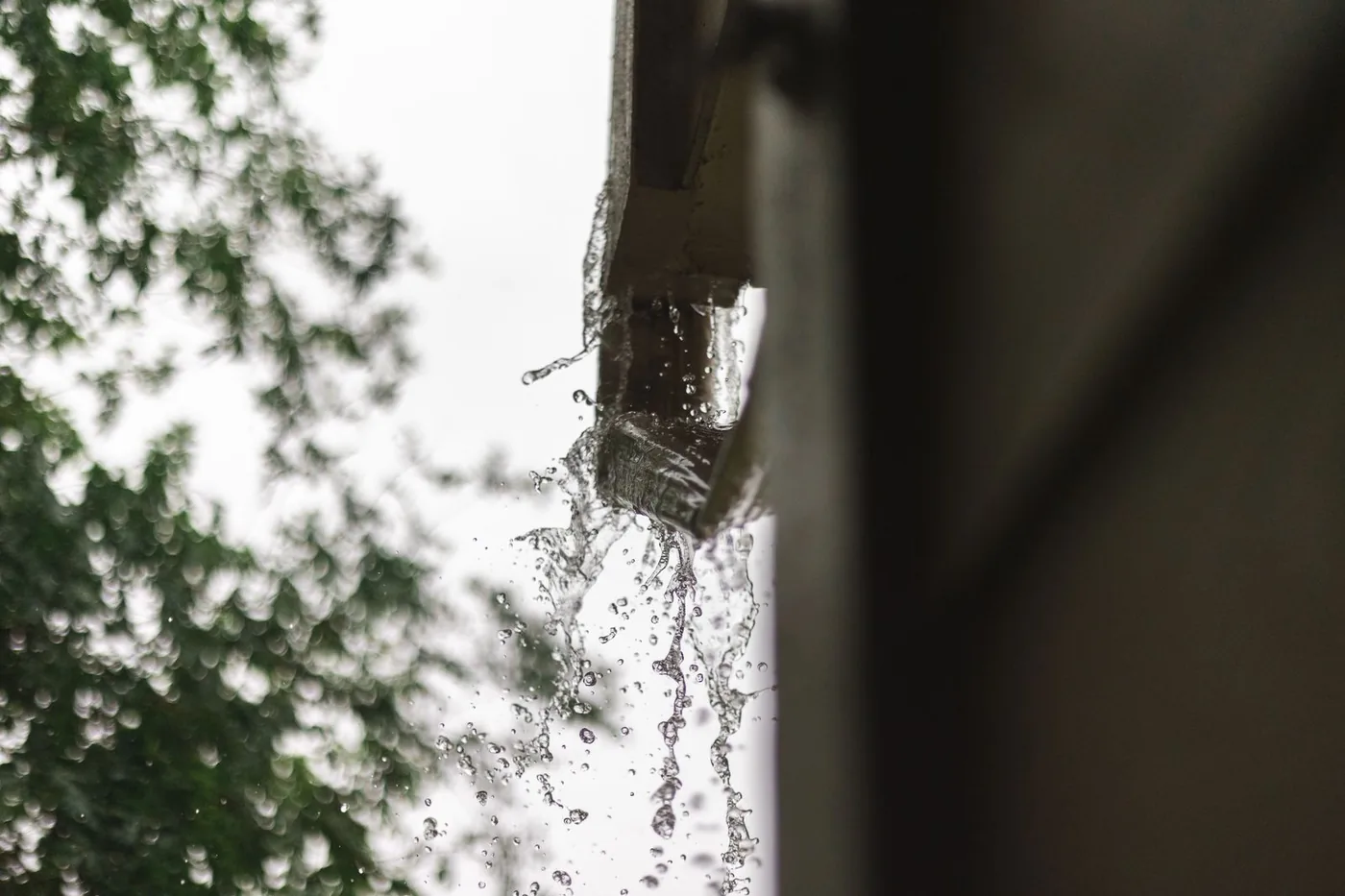 Gutter Repair by Patriot Gutters and Insulation in the Des Moines metro
