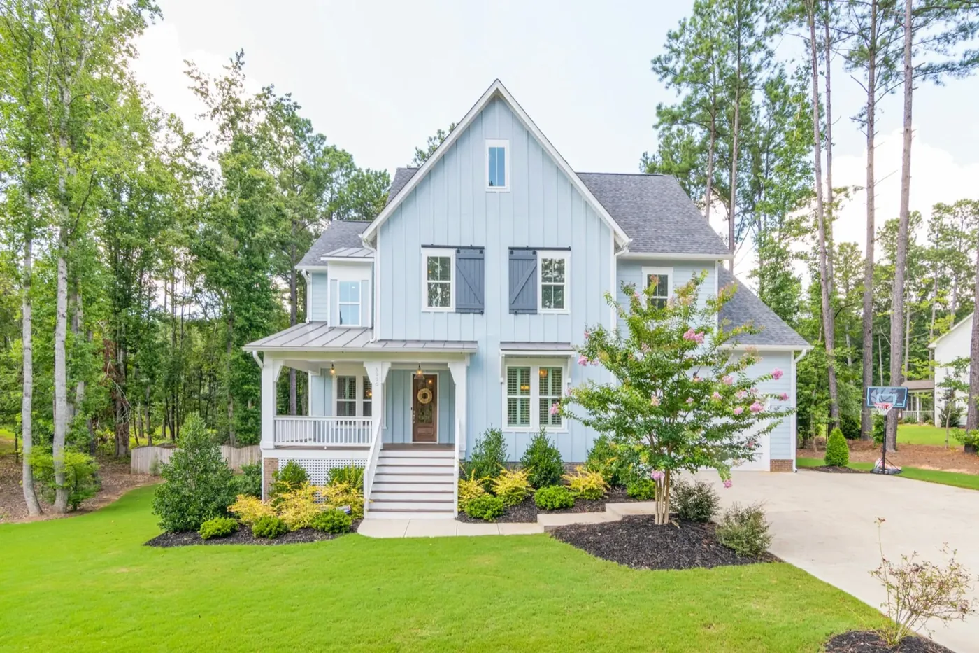 A Boone County, Iowa home with seamless gutters and new roofing